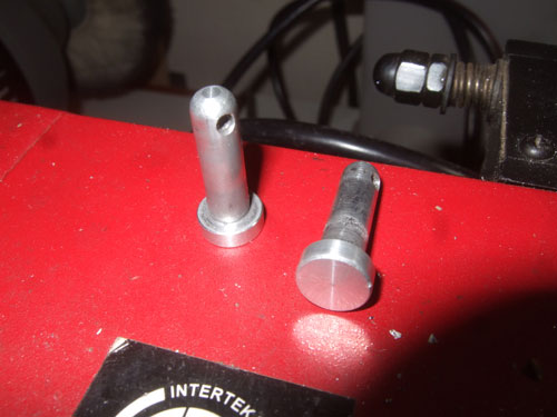 HPI Baja 5B SS - Custom Parts - Fuel Tank pins