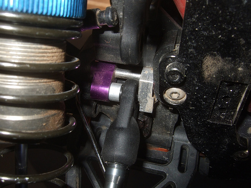 Savage 5T Flux-  Hitec HS-7950TH HV Servo