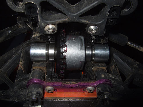 HPI Savage 5T  Super Flux-    Modded BP Diff mounted