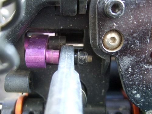 Savage 5T Flux-  Hitec HS-7950TH HV Servo