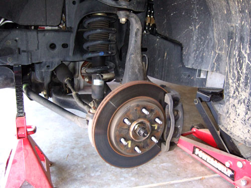 Nissan Titan 2" Leveling Kit: Getting ready 